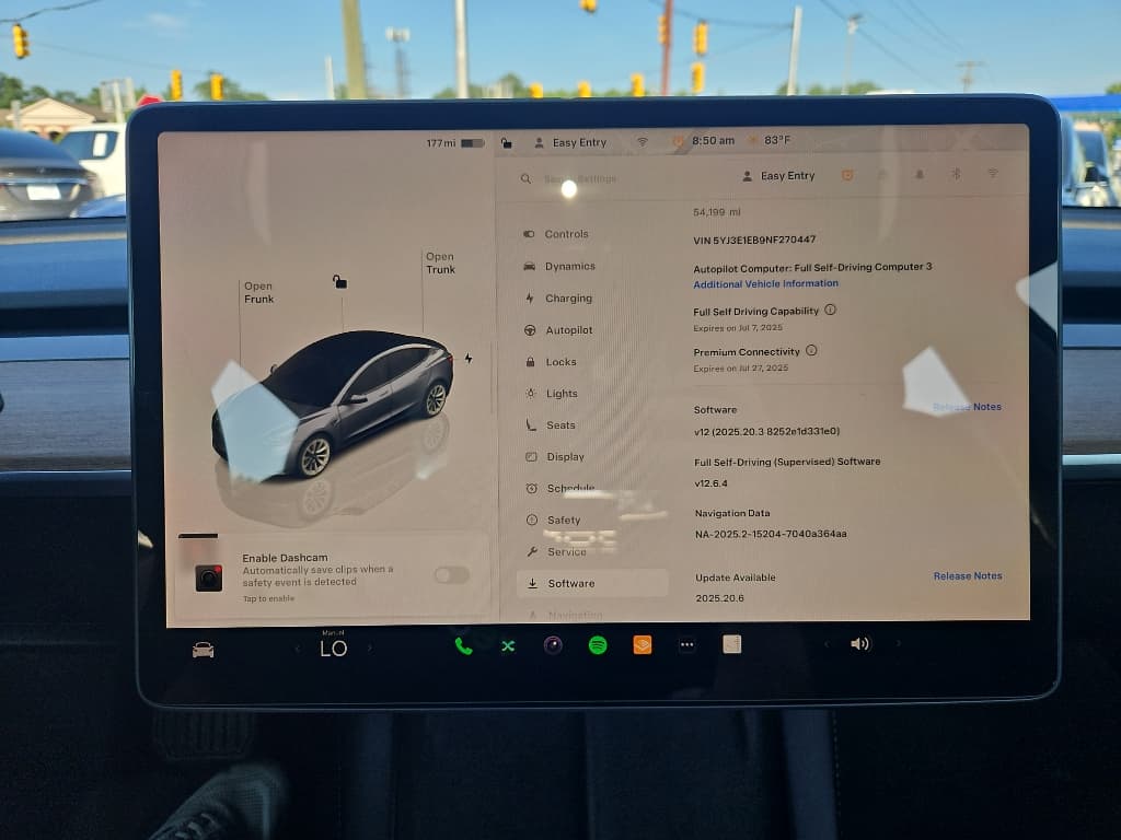 2022 Tesla Model 3 view 9