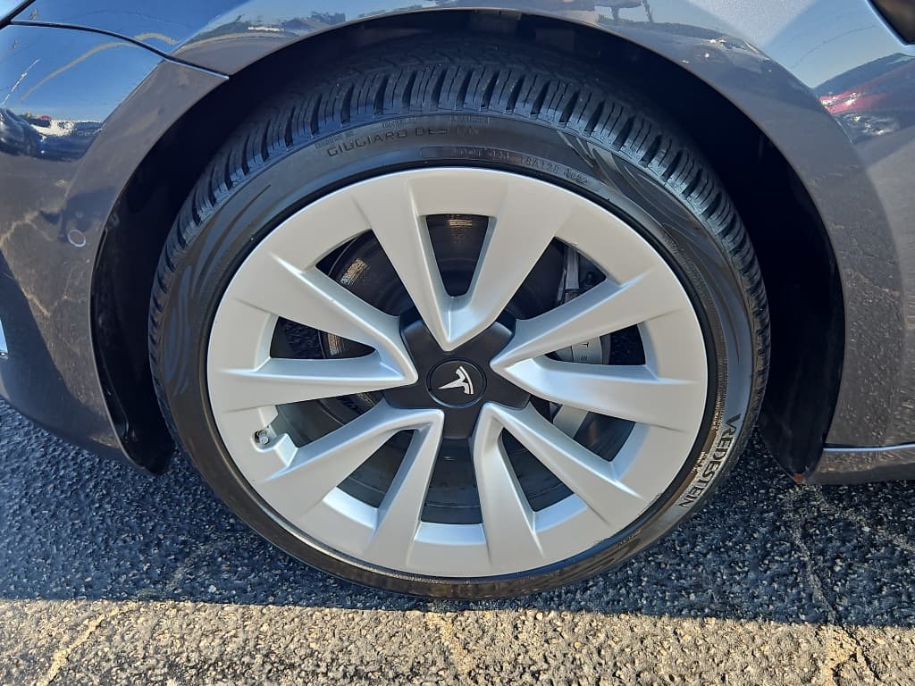 2022 Tesla Model 3 view 14
