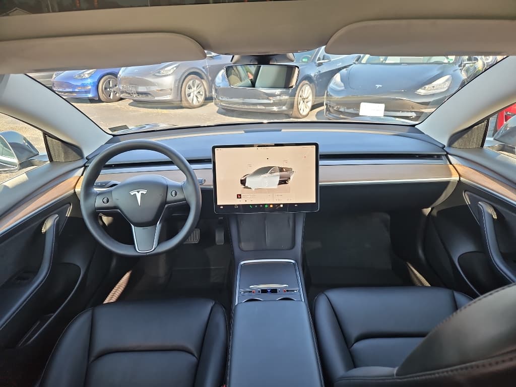 2022 Tesla Model 3 view 15