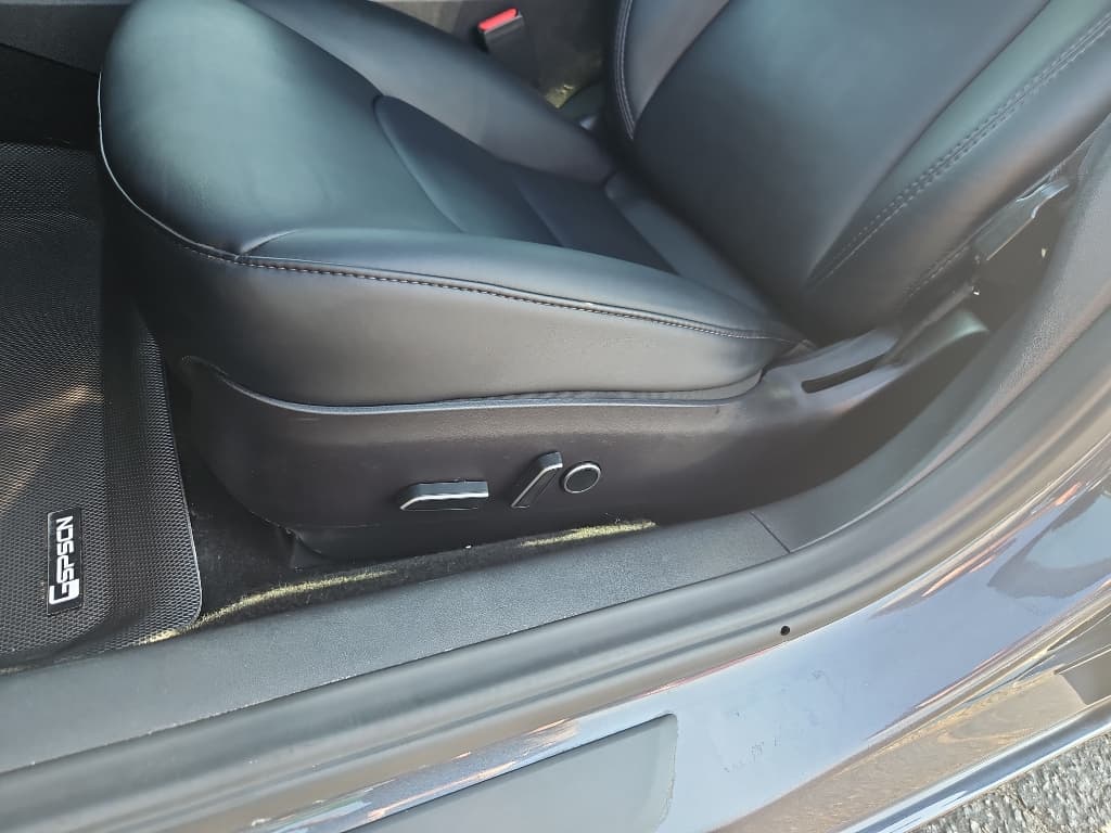 2022 Tesla Model 3 view 7