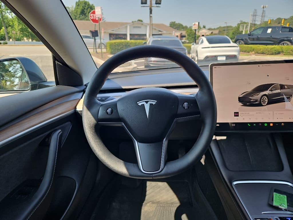 2022 Tesla Model 3 view 8