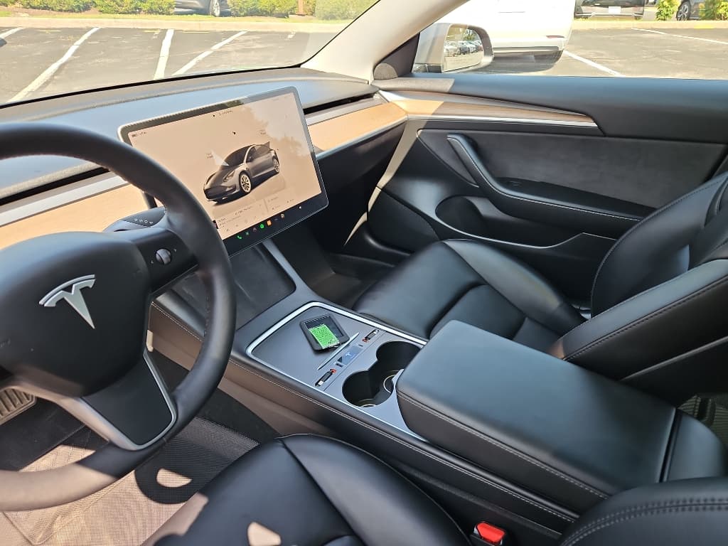 2022 Tesla Model 3 view 6