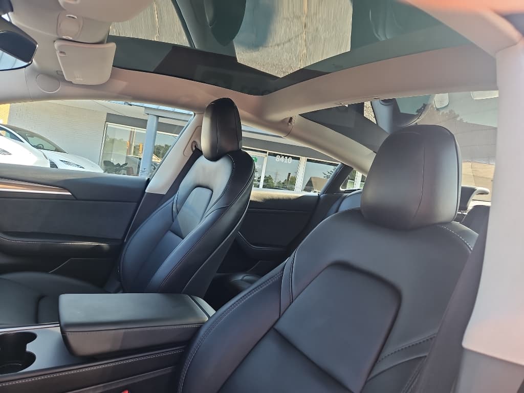 2022 Tesla Model 3 view 20