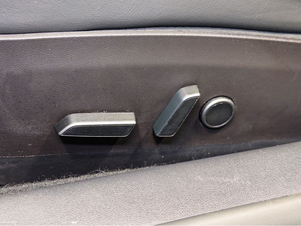 2022 Tesla Model 3 view 6