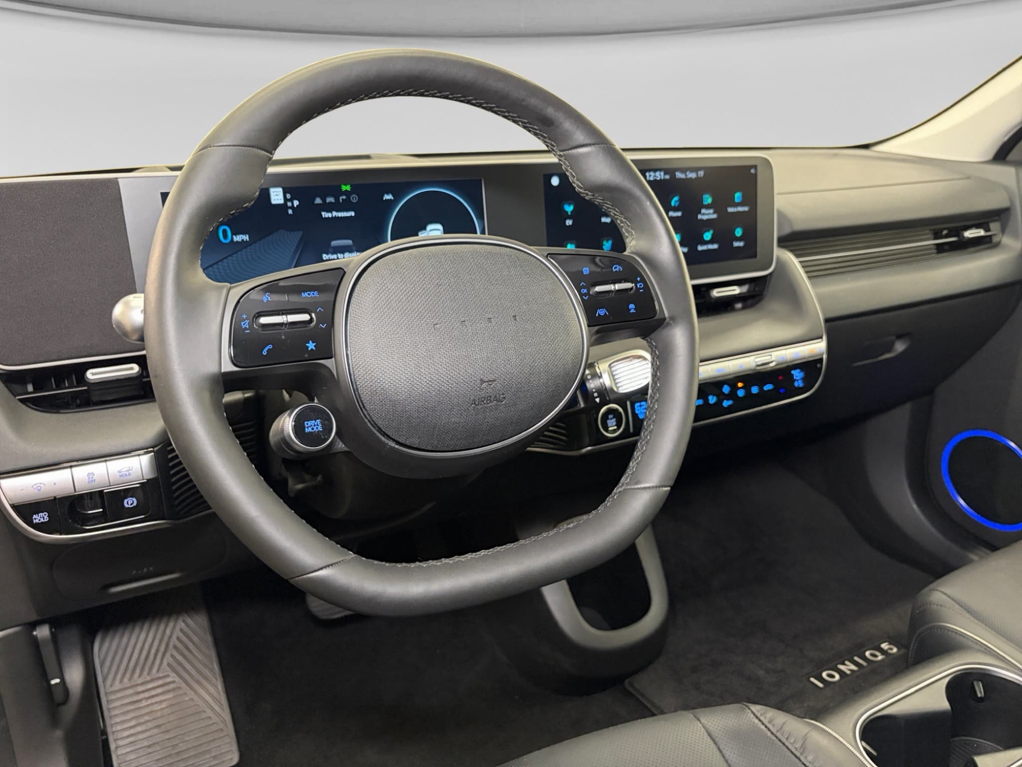 2024 Hyundai IONIQ 5 view 18