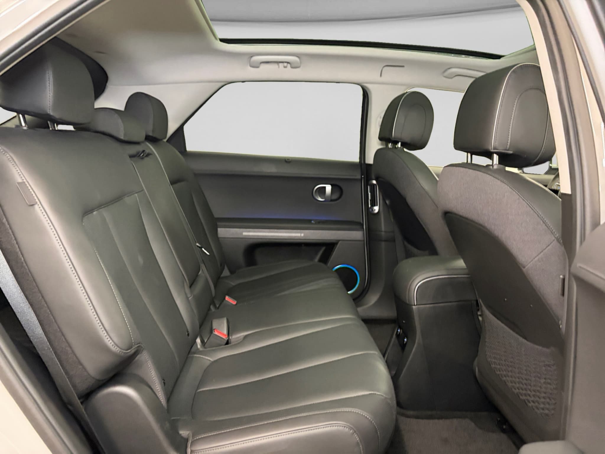 2024 Hyundai IONIQ 5 view 21