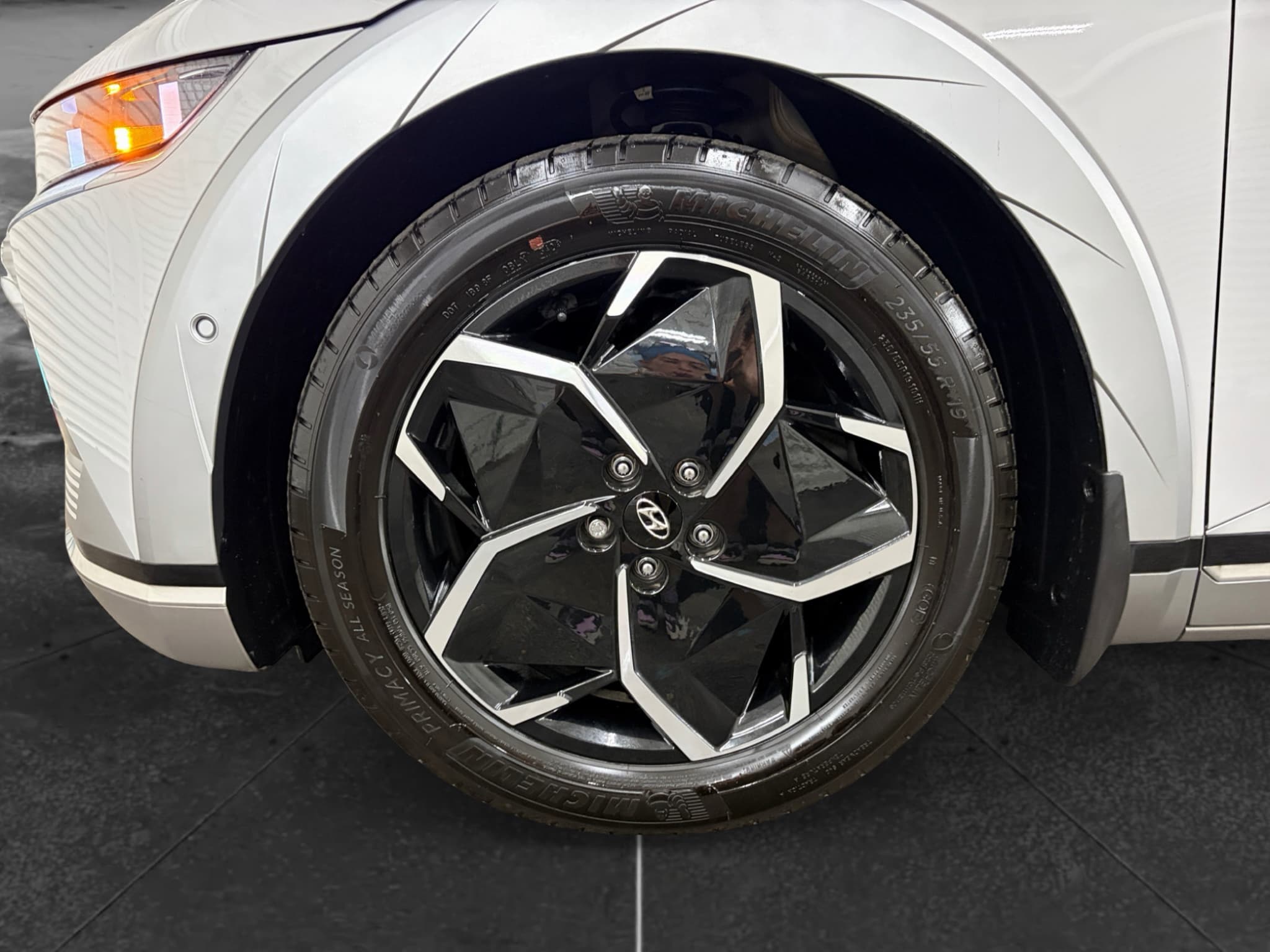 2024 Hyundai IONIQ 5 view 29