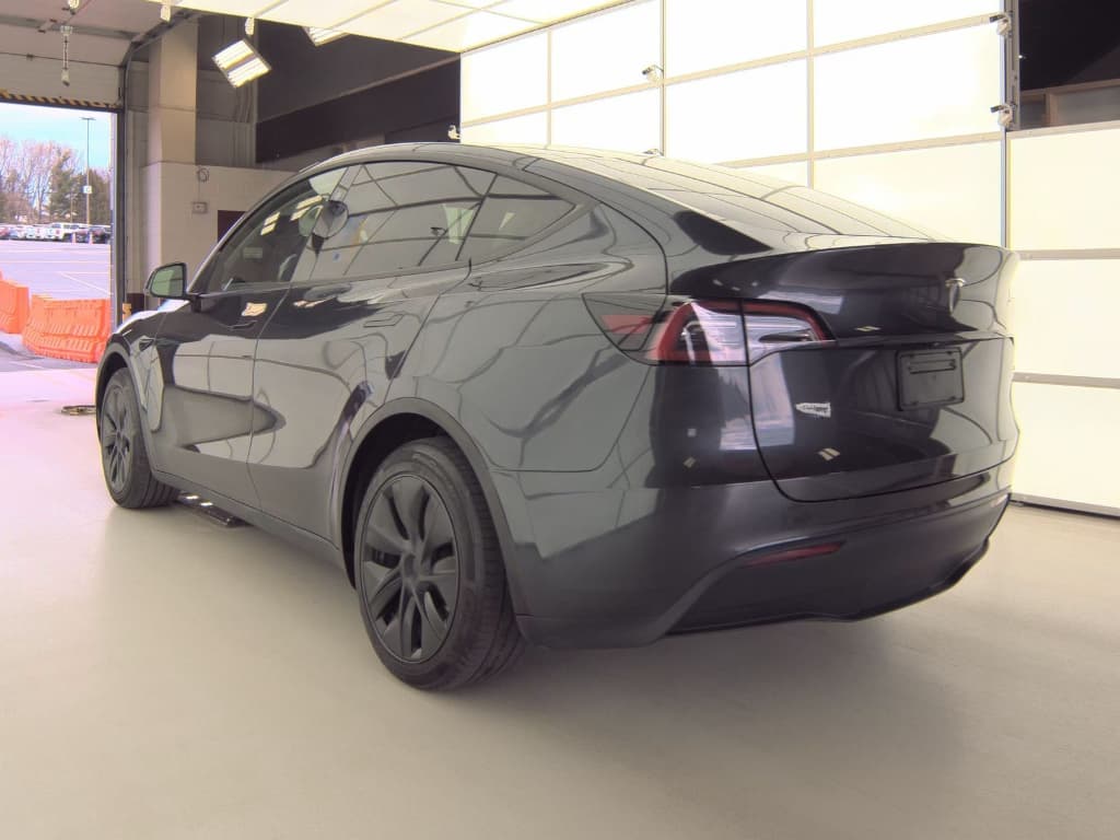 2025 Tesla Model Y view 4