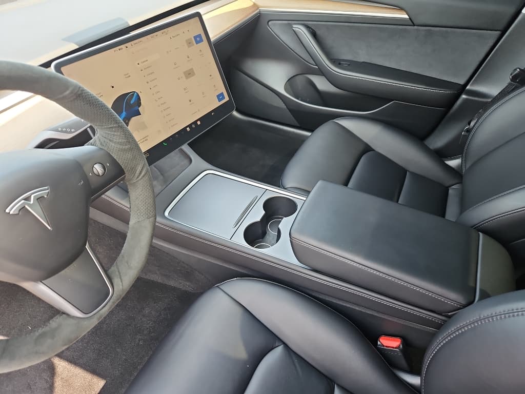 2022 Tesla Model 3 view 15