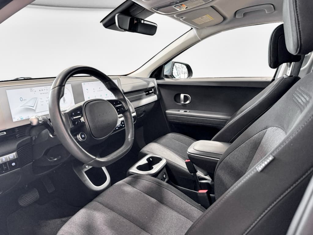 2024 Hyundai IONIQ 5 view 17