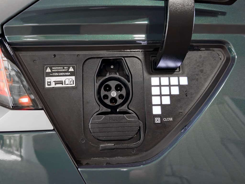 2024 Hyundai IONIQ 5 view 6