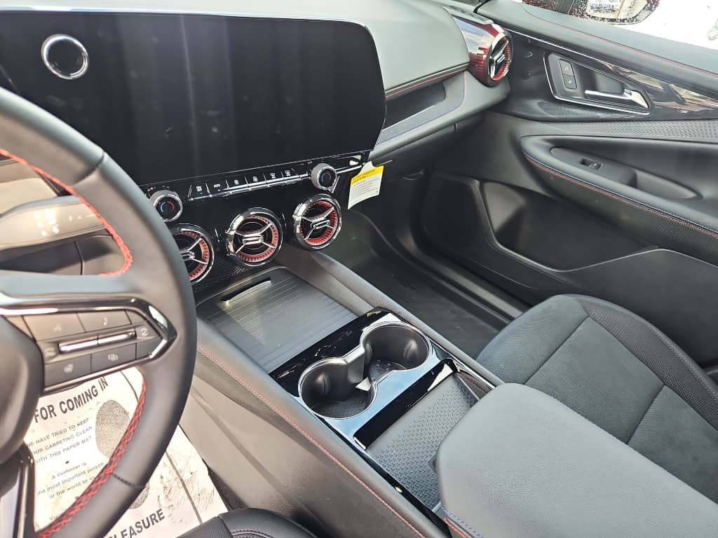 2024 Chevrolet Blazer EV view 18