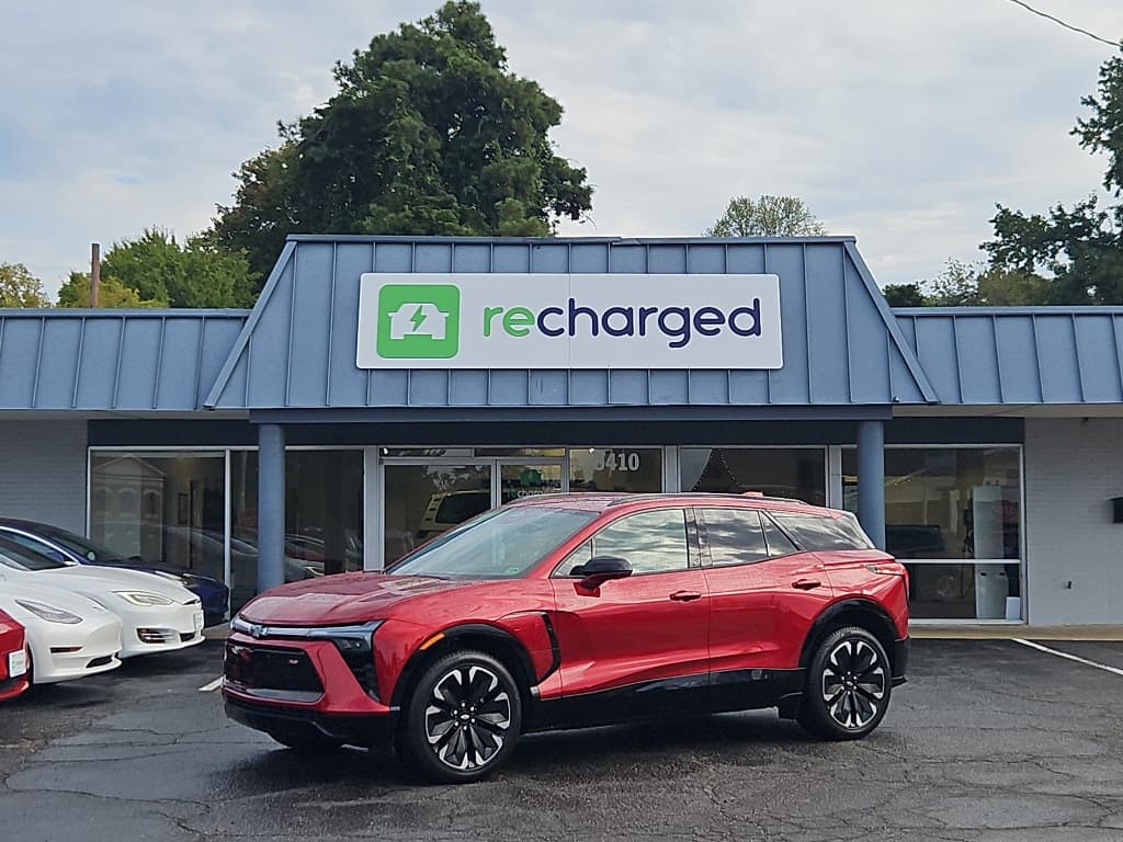 2024 Chevrolet Blazer EV view 1