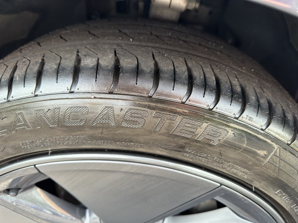 2022 Tesla Model 3 view 29