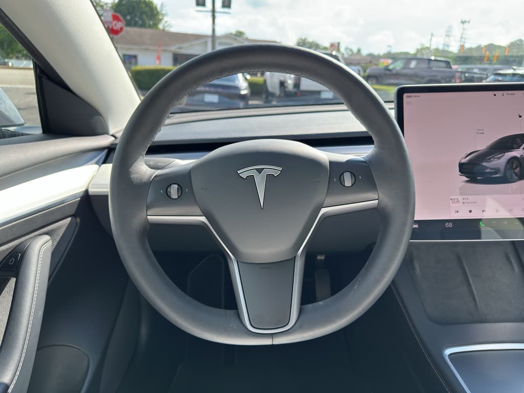 2022 Tesla Model 3 view 8