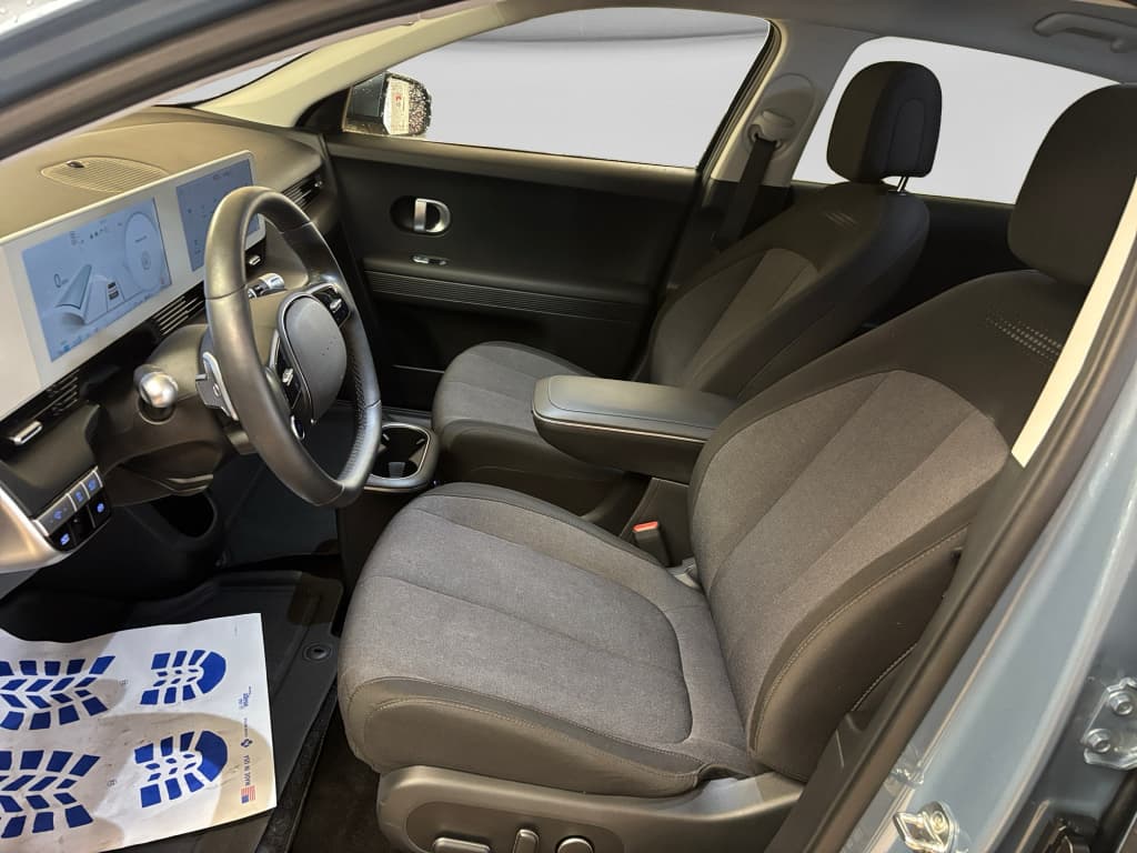 2024 Hyundai IONIQ 5 view 5