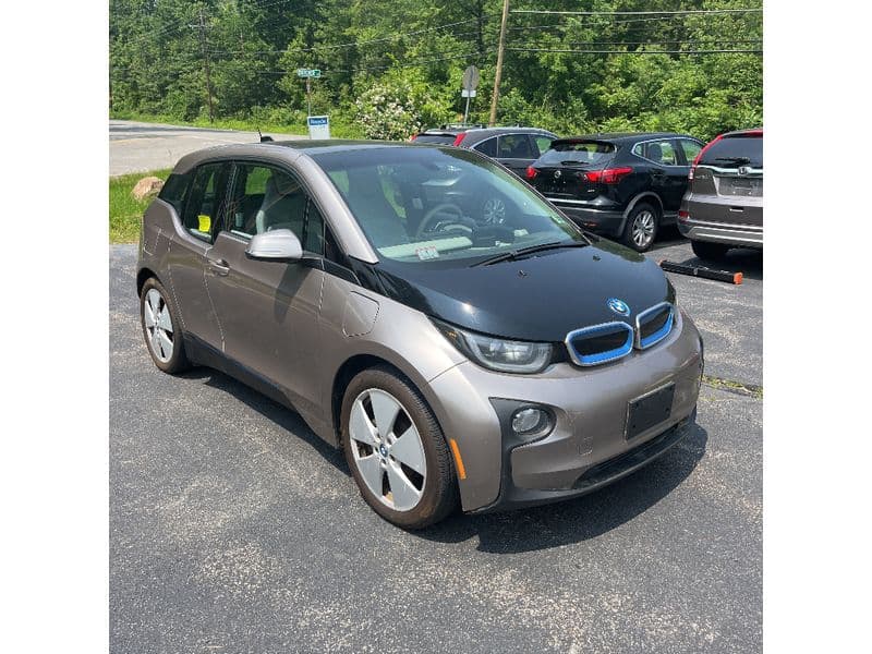 2014 BMW i3 view 3