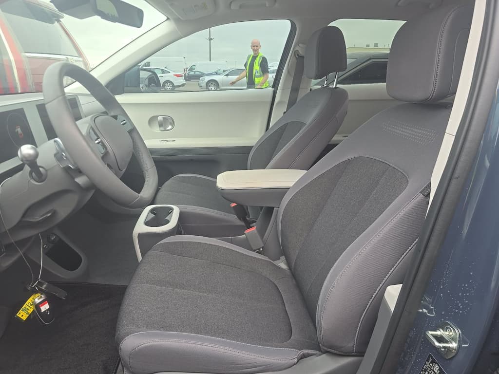 2024 Hyundai IONIQ 5 view 5