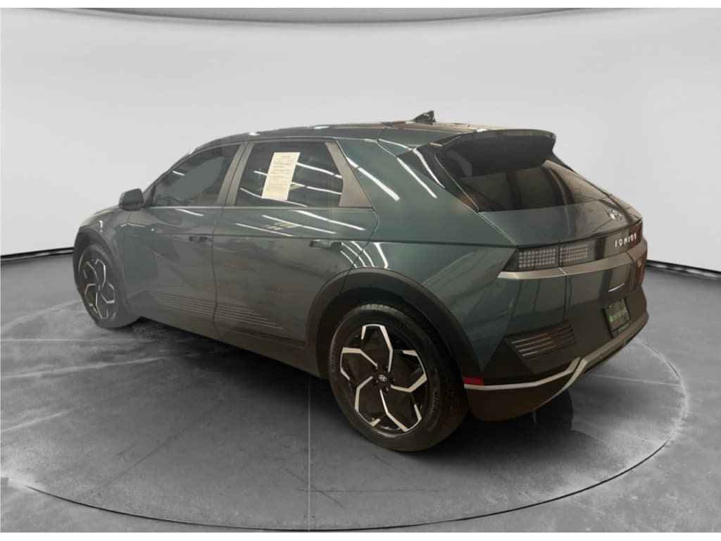 2024 Hyundai IONIQ 5 view 2