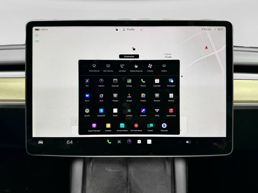 2022 Tesla Model 3 view 10