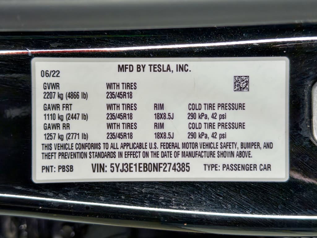 2022 Tesla Model 3 view 28