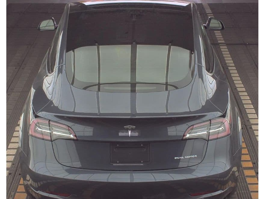 2022 Tesla Model 3 view 5
