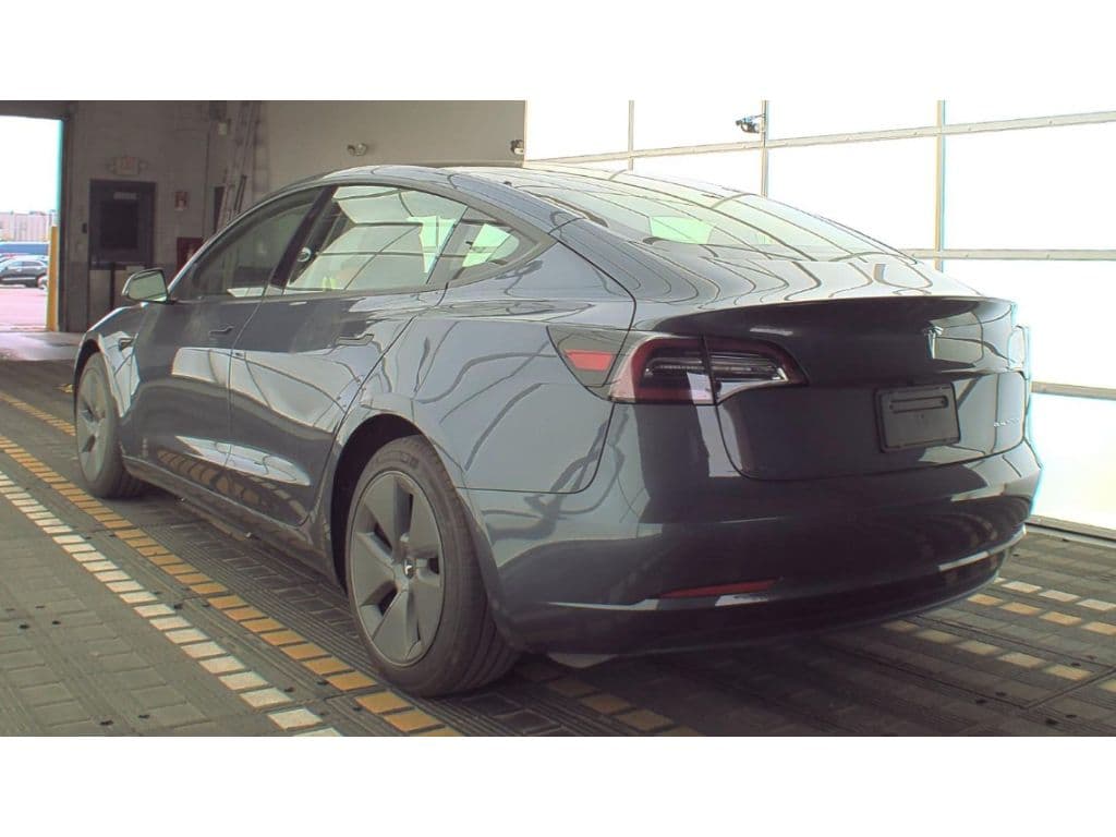 2022 Tesla Model 3 view 6