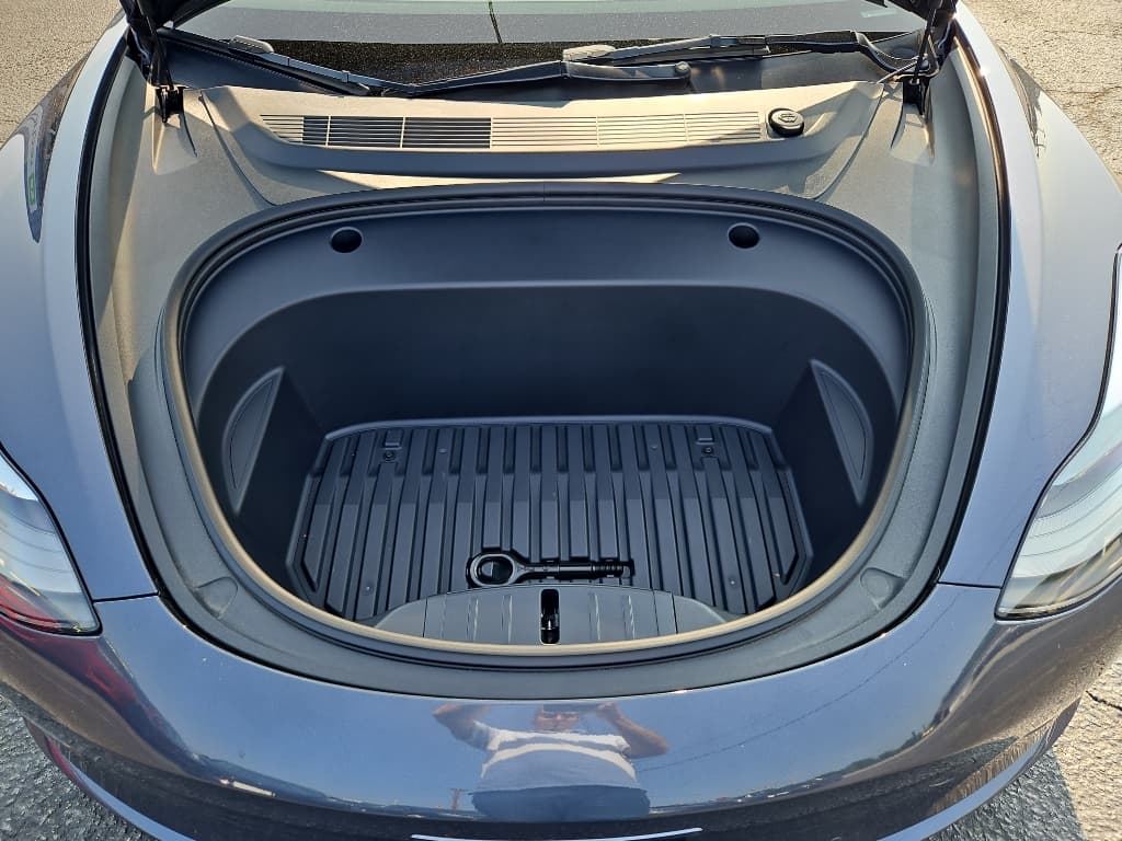 2022 Tesla Model 3 view 18