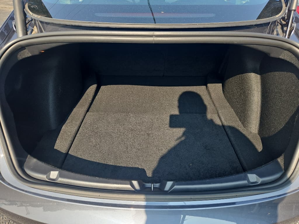 2022 Tesla Model 3 view 17