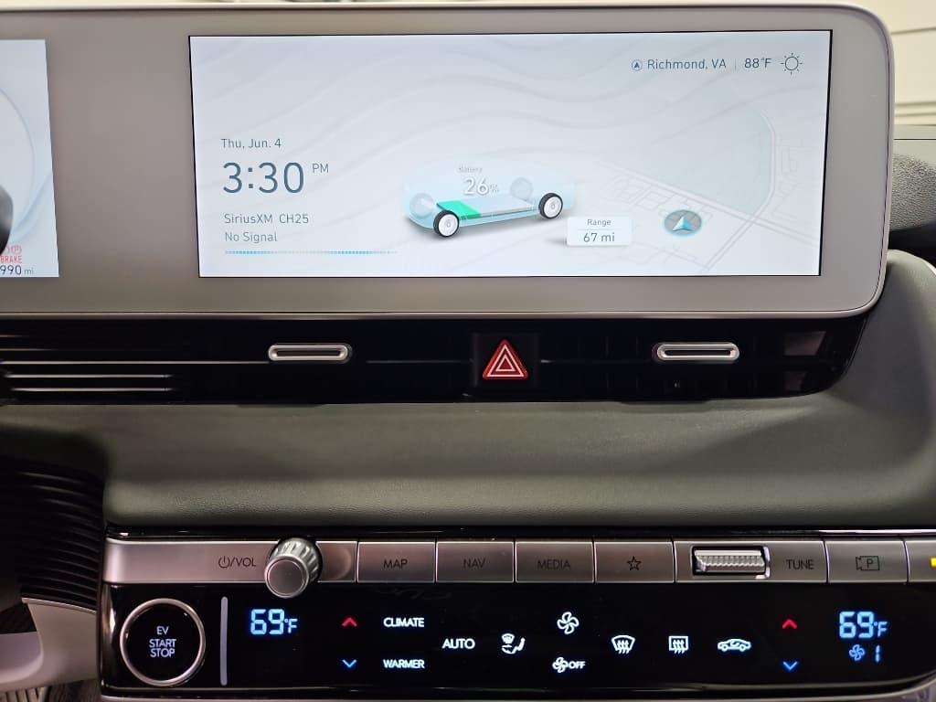 2024 Hyundai IONIQ 5 view 9