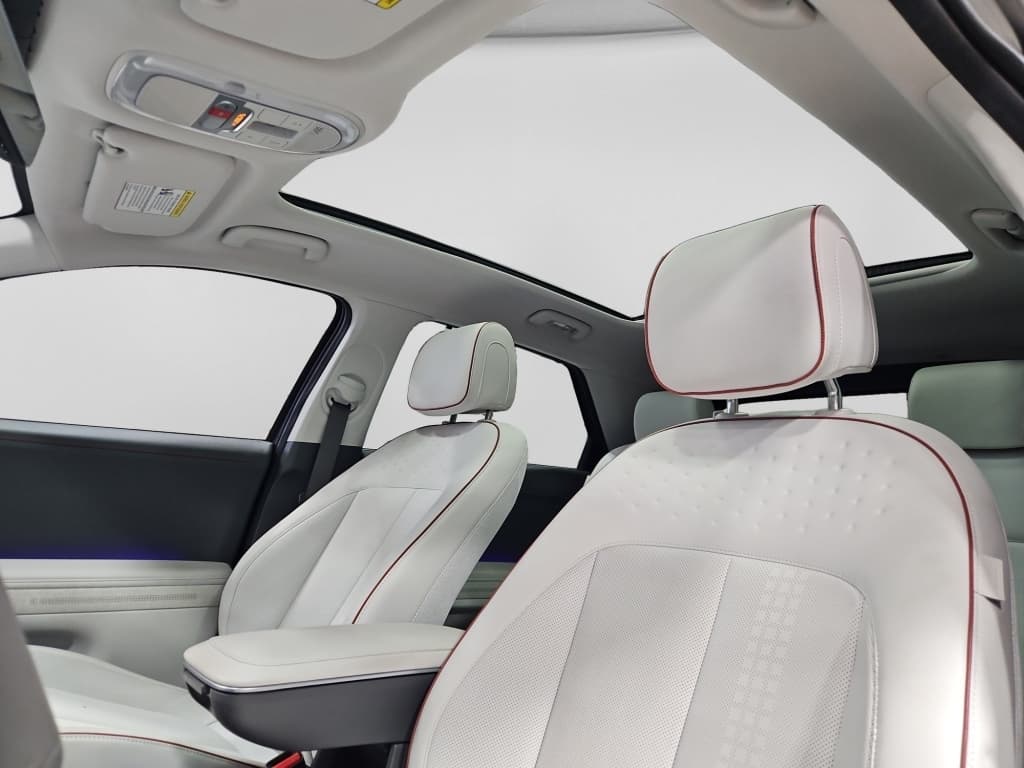 2024 Hyundai IONIQ 5 view 26