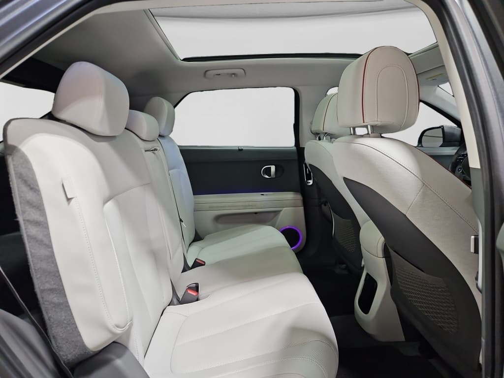 2024 Hyundai IONIQ 5 view 24