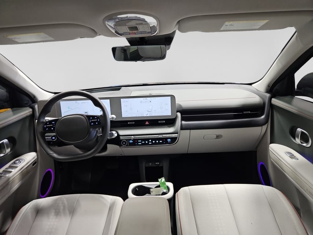2024 Hyundai IONIQ 5 view 17