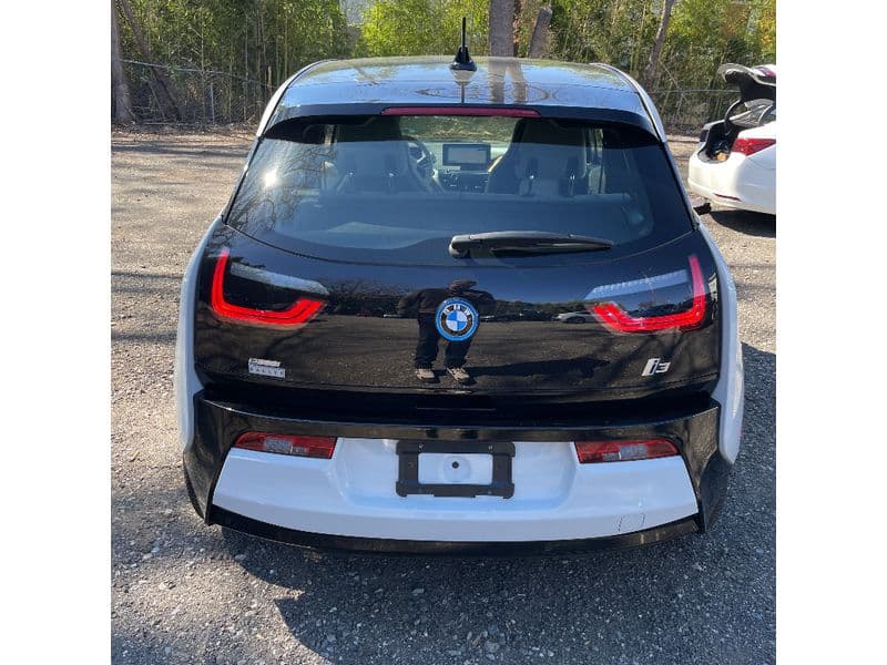 2015 BMW i3 view 4