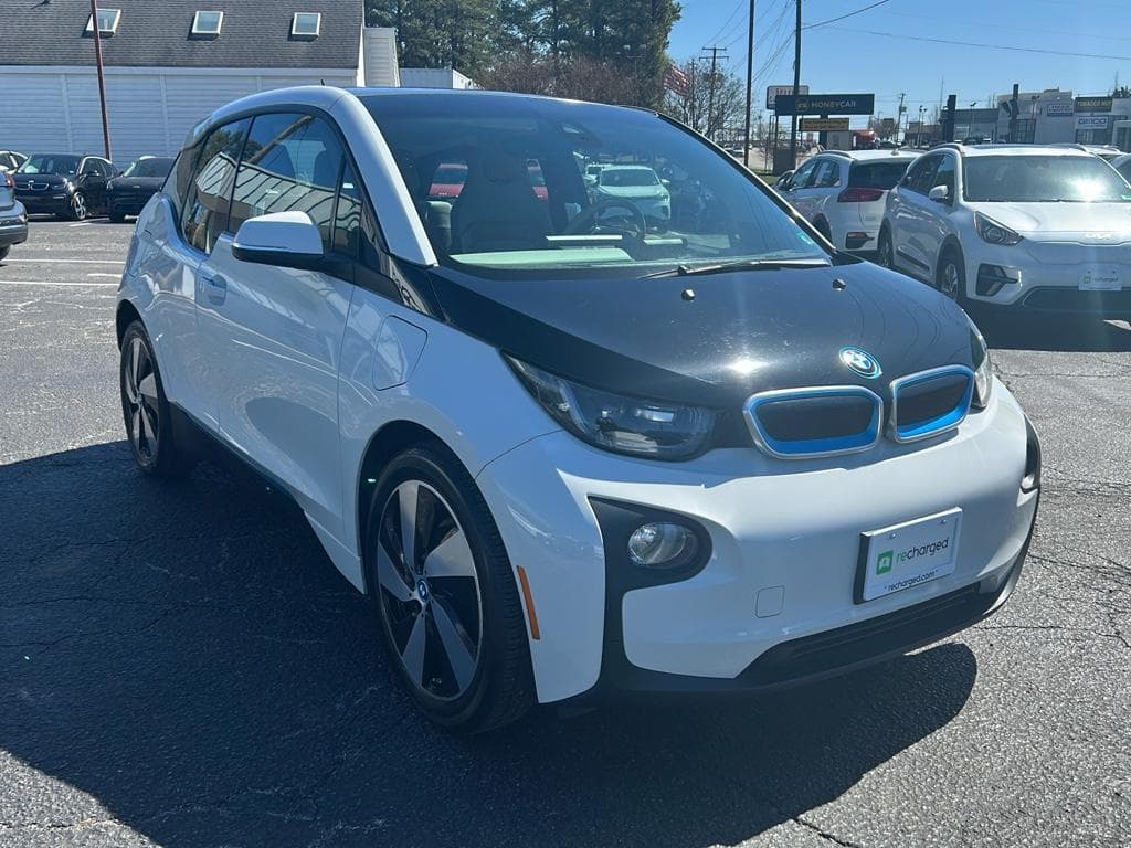 2015 BMW i3 view 4