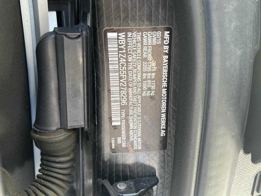2015 BMW i3 view 20