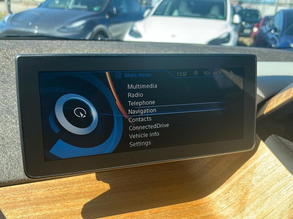 2015 BMW i3 view 10