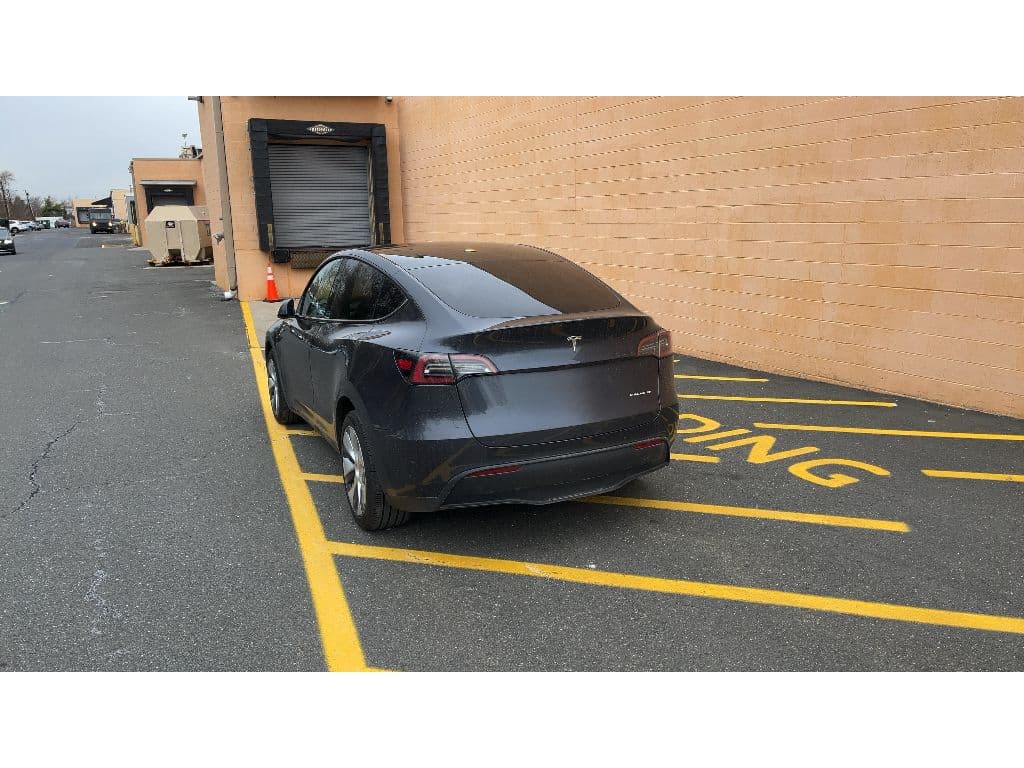2024 Tesla Model Y view 4