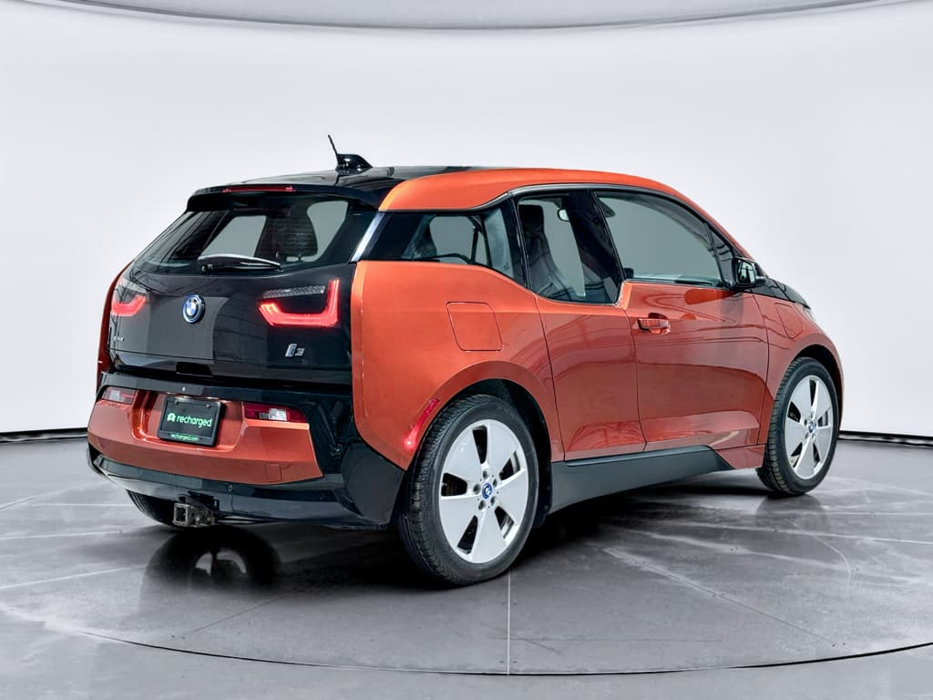 2015 BMW i3 view 3