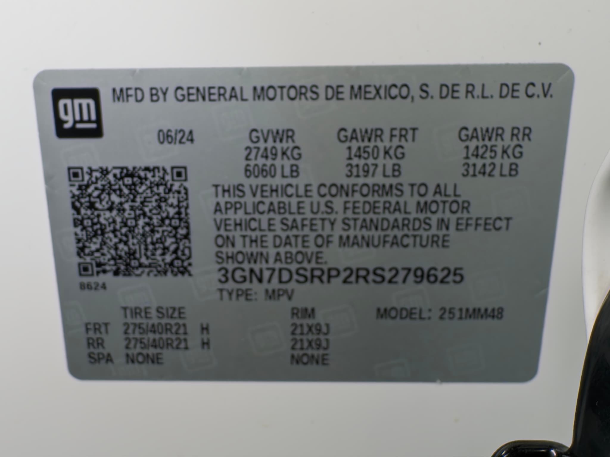 2024 Chevrolet Equinox EV view 27