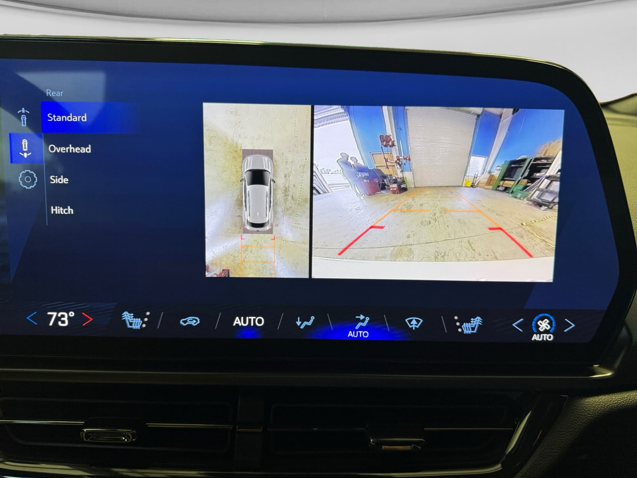 2024 Chevrolet Equinox EV view 14