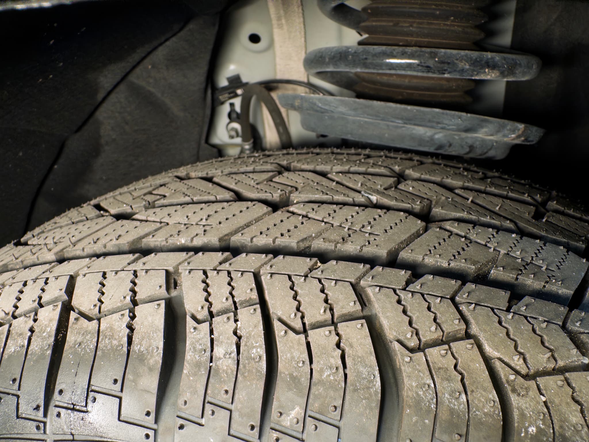 2024 Chevrolet Equinox EV view 34