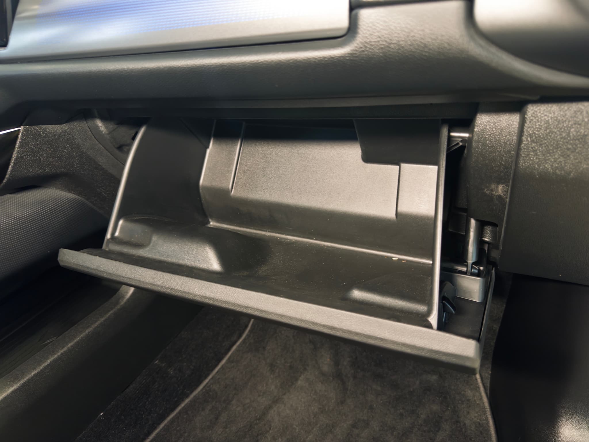 2024 Chevrolet Equinox EV view 20