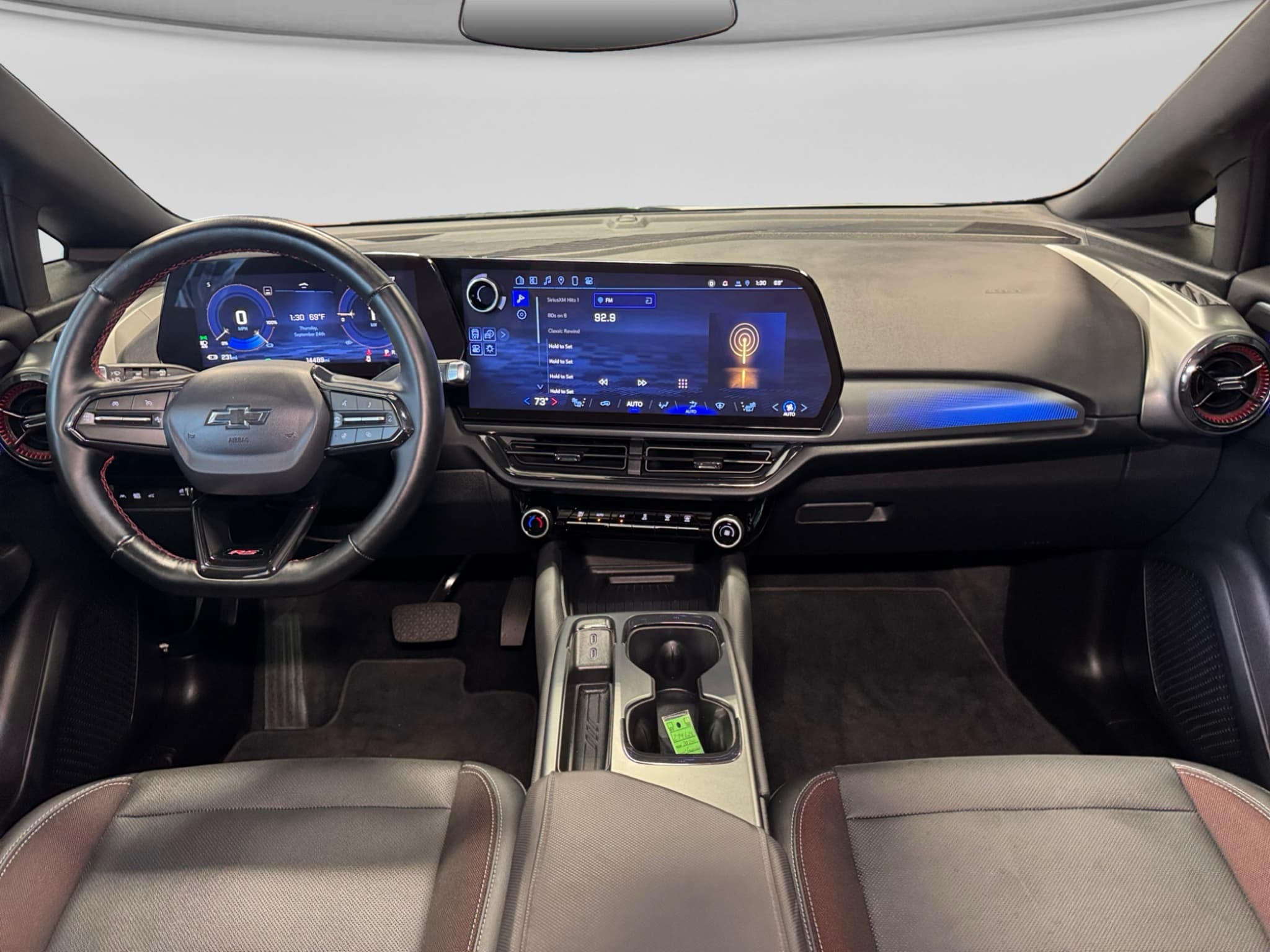 2024 Chevrolet Equinox EV view 16