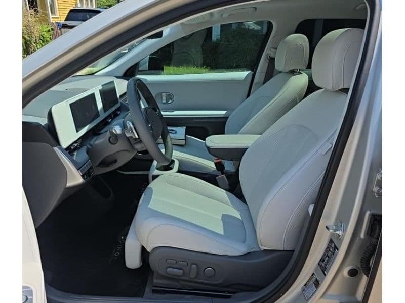 2024 Hyundai IONIQ 5 view 5