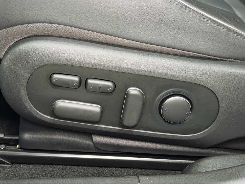 2024 Hyundai IONIQ 5 view 7