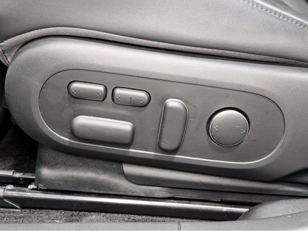 2024 Hyundai IONIQ 5 view 6