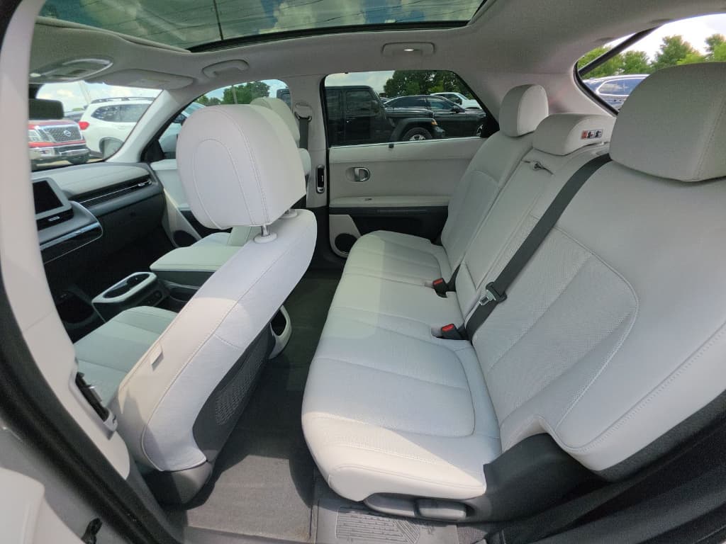 2024 Hyundai IONIQ 5 view 6