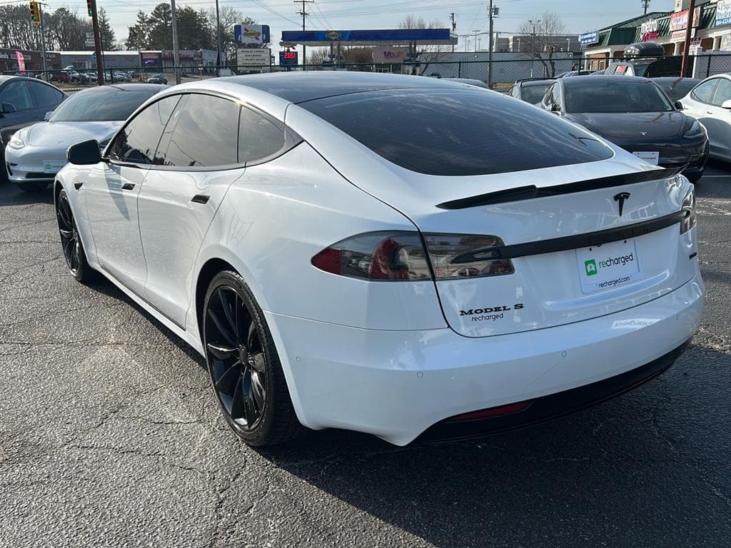 2018 Tesla Model S view 2