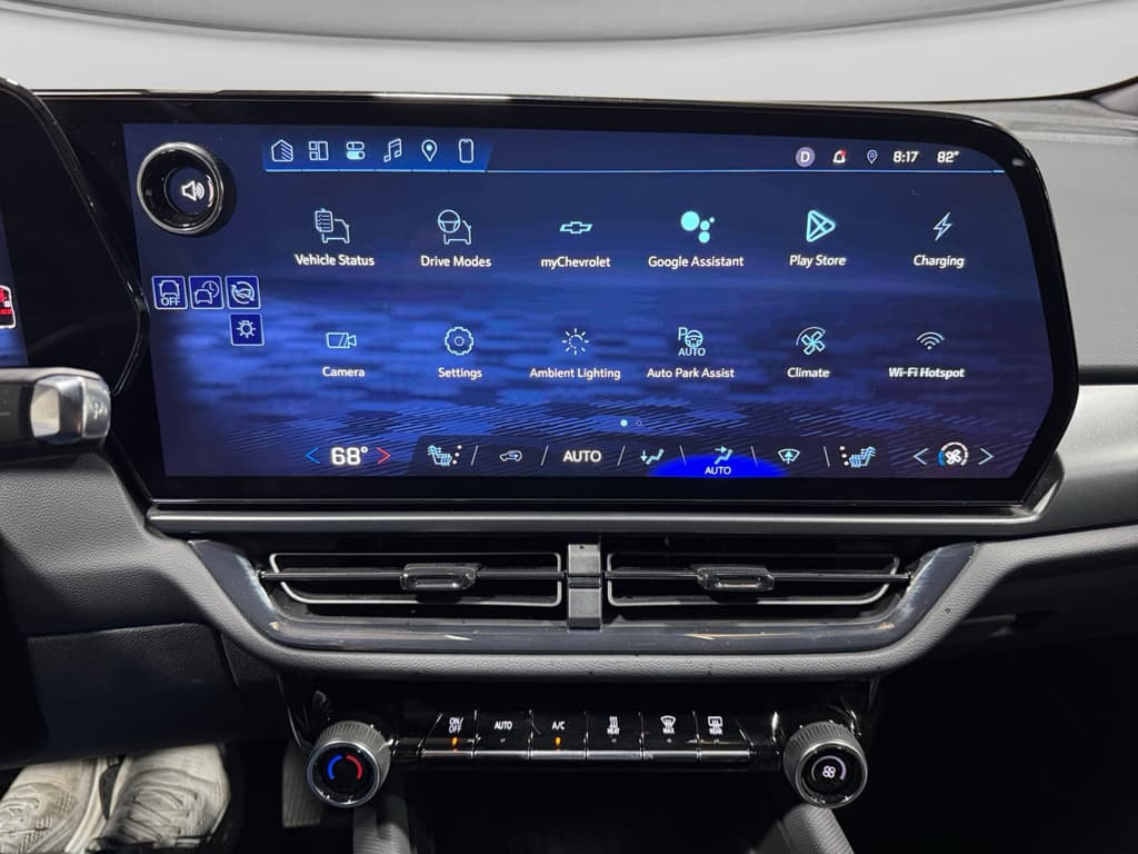 2024 Chevrolet Equinox EV view 10